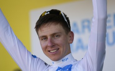 Двукратният победител в Тур дьо Франс Тадей Погачар започна