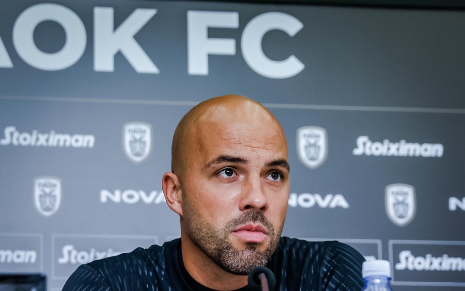 Капитанът на Левски, Николай Михайлов, сподели, че обстановката при "сините"