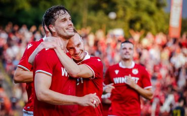 Отборът на ЦСКА и Македония Гьорче Петров играят при резултат 2 0