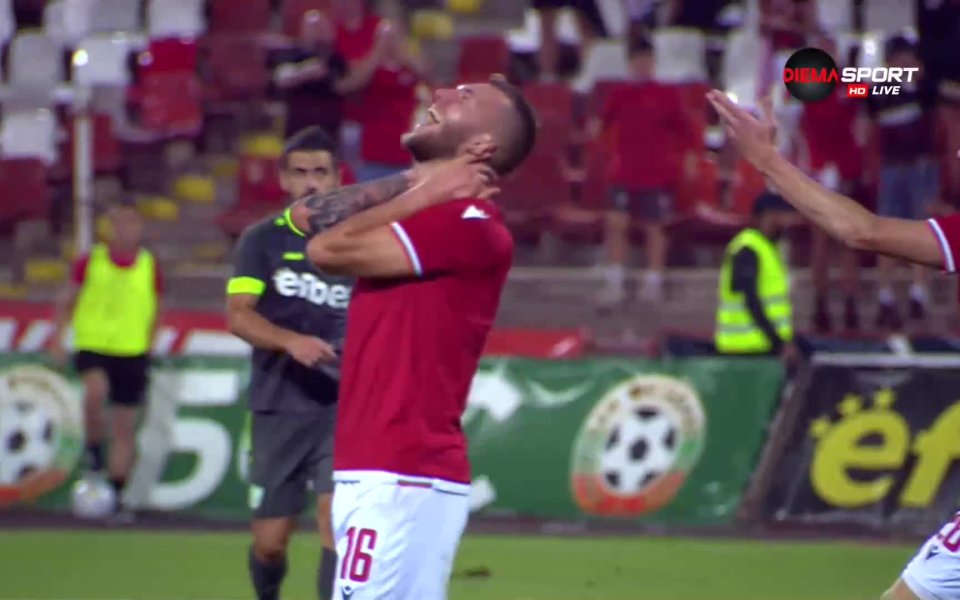 Гол на ЦСКА срещу Берое беше отменен заради засада в