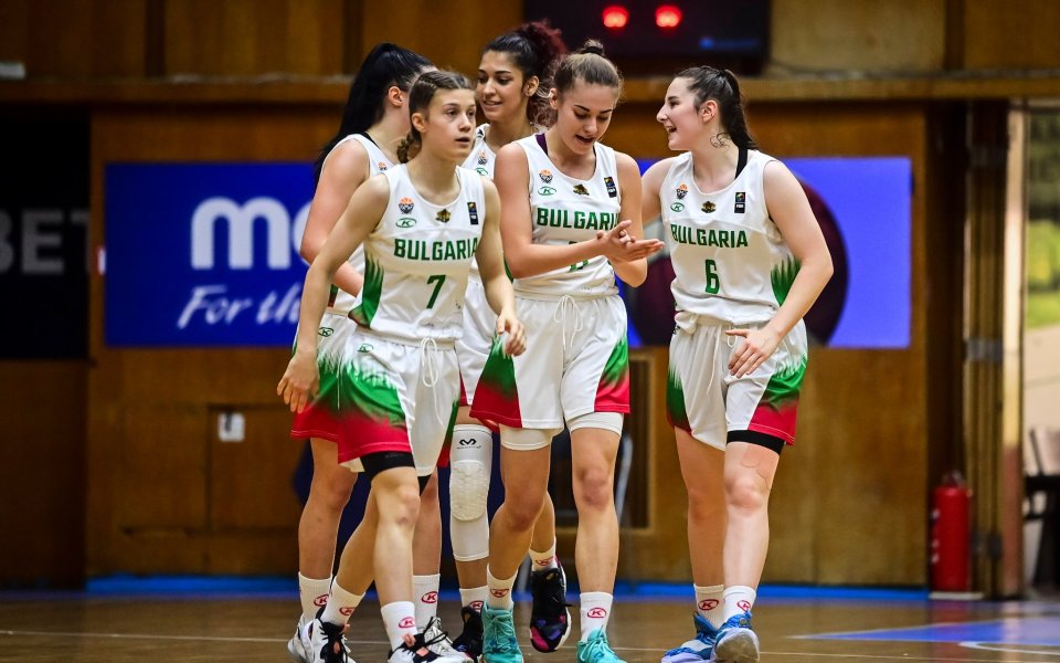 България е на четвъртфинал на ЕП по баскетбол за девойки