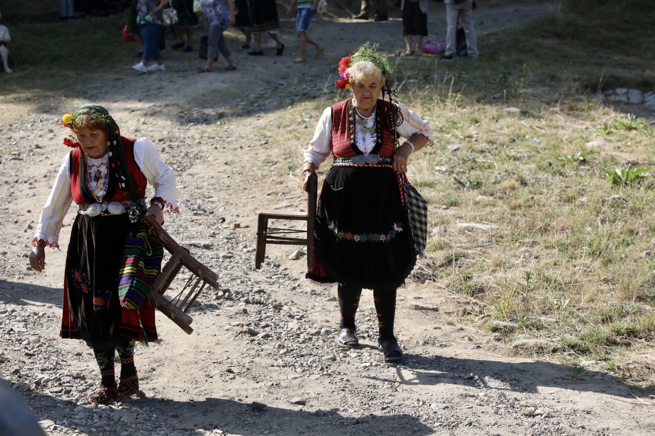 <p>&quot;България пее в Копривщица&quot; е мотото на тазгодишното, 12-о издание на Националния събор на народното творчество Копривщица 2022</p>