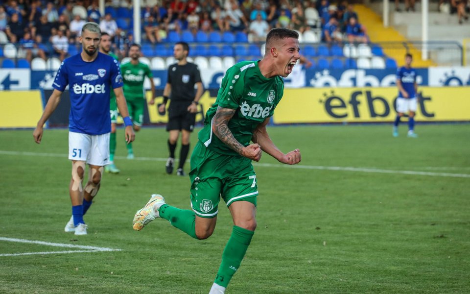 Нападателят на Хебър Октай Хамдиев донесе победата на своя отбор