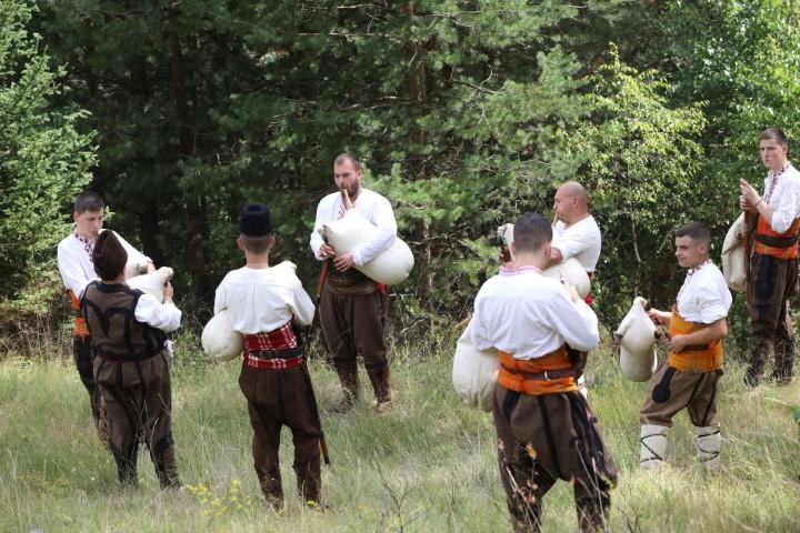 Народният дух традиции и история в Копривщица