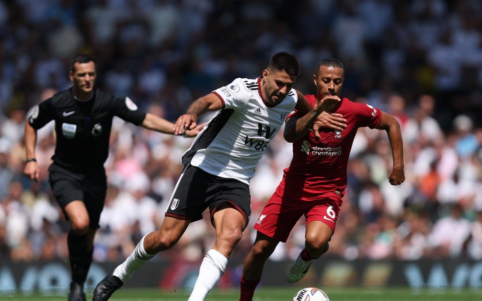 Ливърпул тръгна с грешна стъпка във Висшата лига. &bdquo;Червените&rdquo; стигнаха