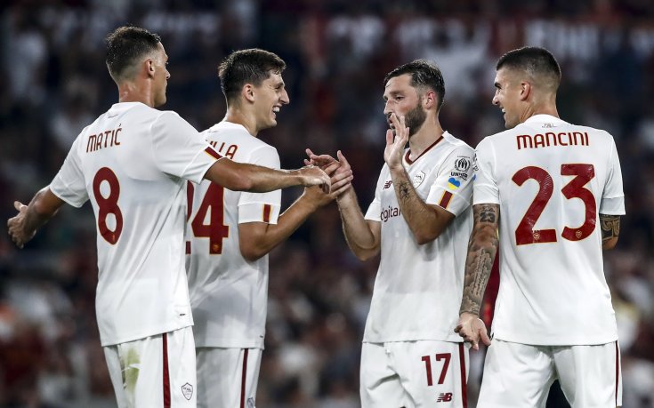 Десетки посрещнаха Рома във Варна