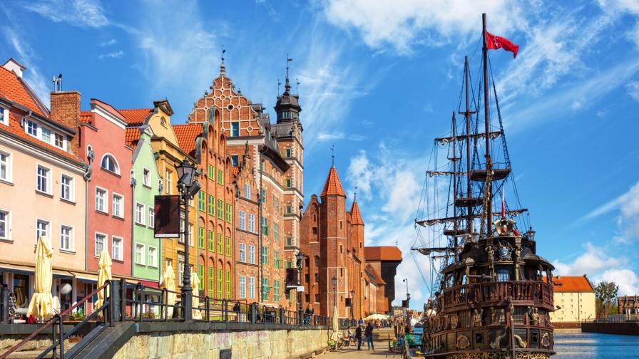 Красивият Гданск - пристанищен град на брега на Балтийско море, в северната част на Полша