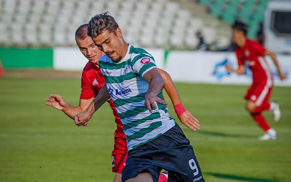 Отборите на Черно море и Пирин Благоевград играят при в