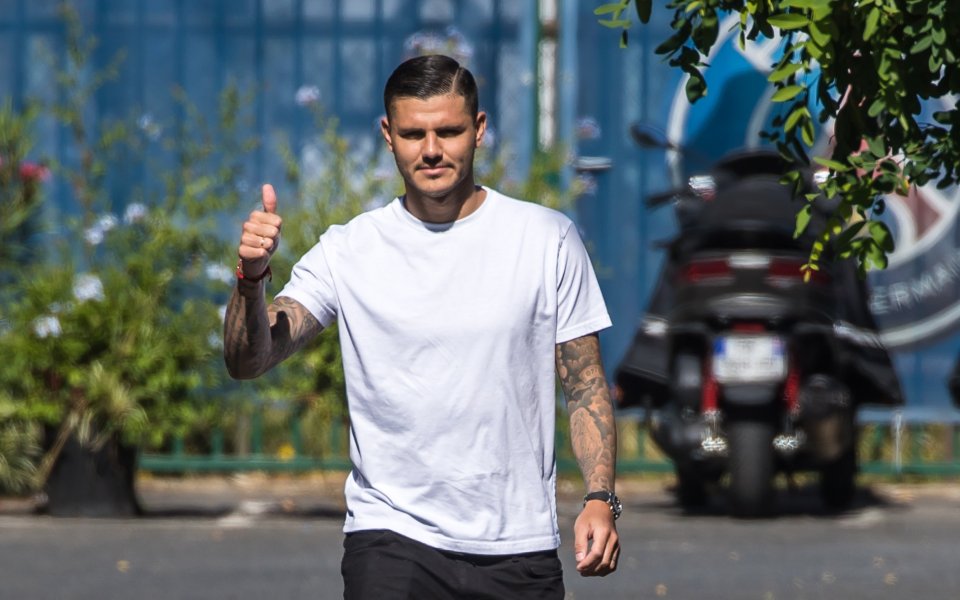 Нападателят на Пари Сен Жермен Мауро Икарди е отворен за