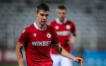 Халфът на ЦСКА Станислав Шопов ще поднови тренировки със своите