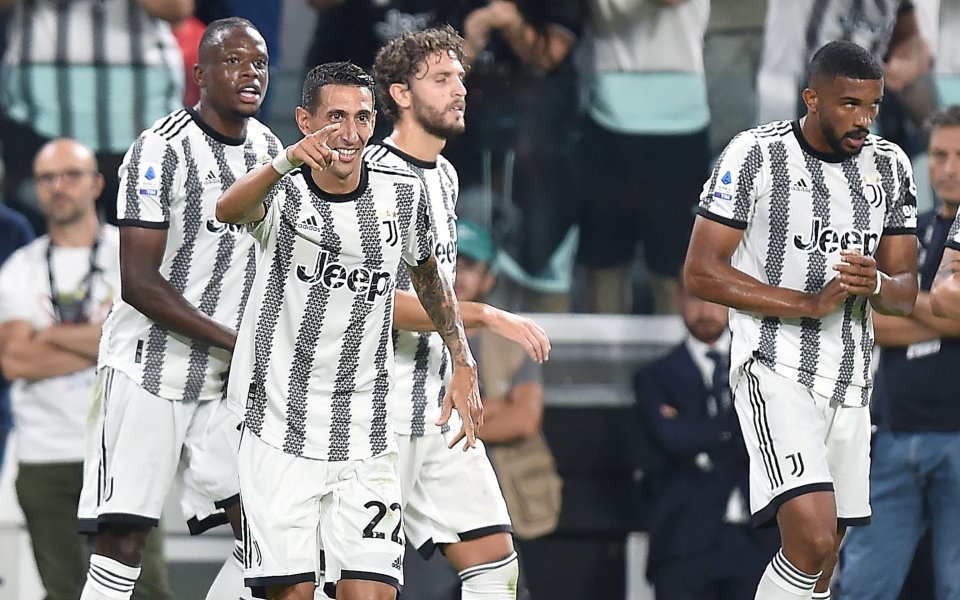 Треньорът на Ювентус Масимилиано Алегри е провел среща с шефовете