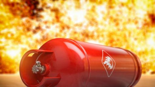 <p>Експлозия&nbsp;след сватба в Исламабад, загинаха младоженците и още шестима</p>