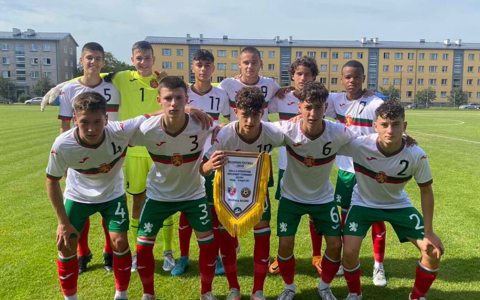 Юношеският национален отбор на България до 15 г. започна вихрено
