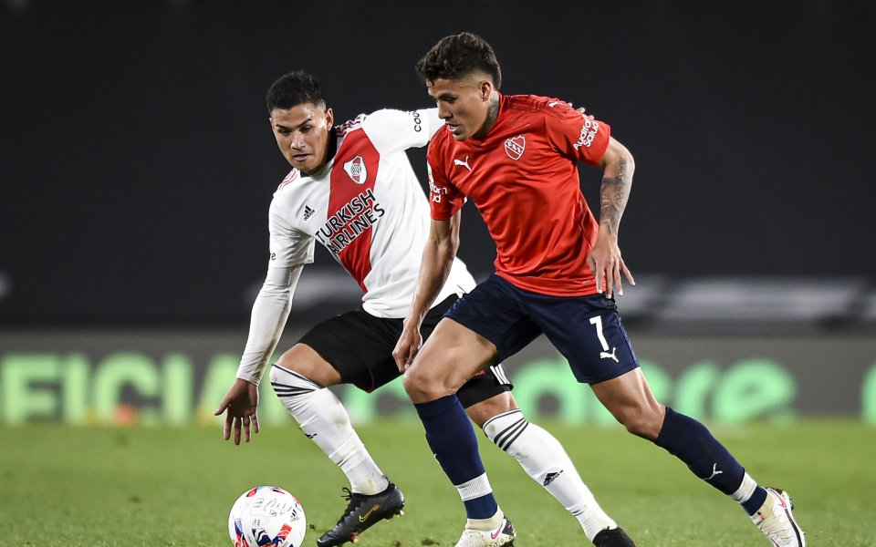 Ривър Плейт е отхвърлил офертата на Лудогорец за защитника Алекс