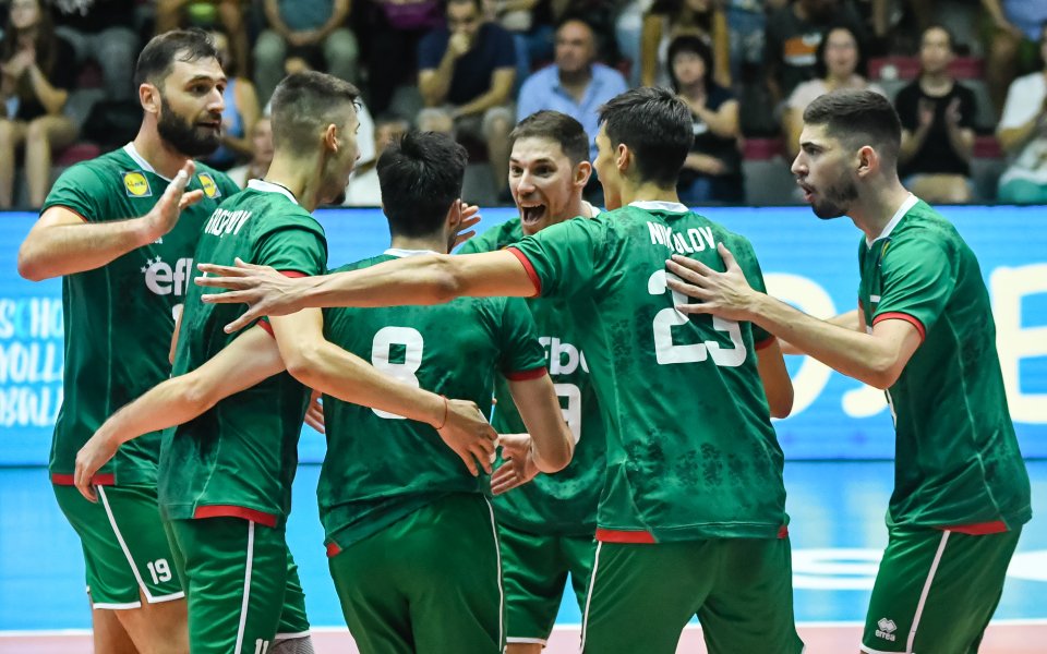 Волейболният тим на България победи Канада с 3:1 (18:25, 25:18,
