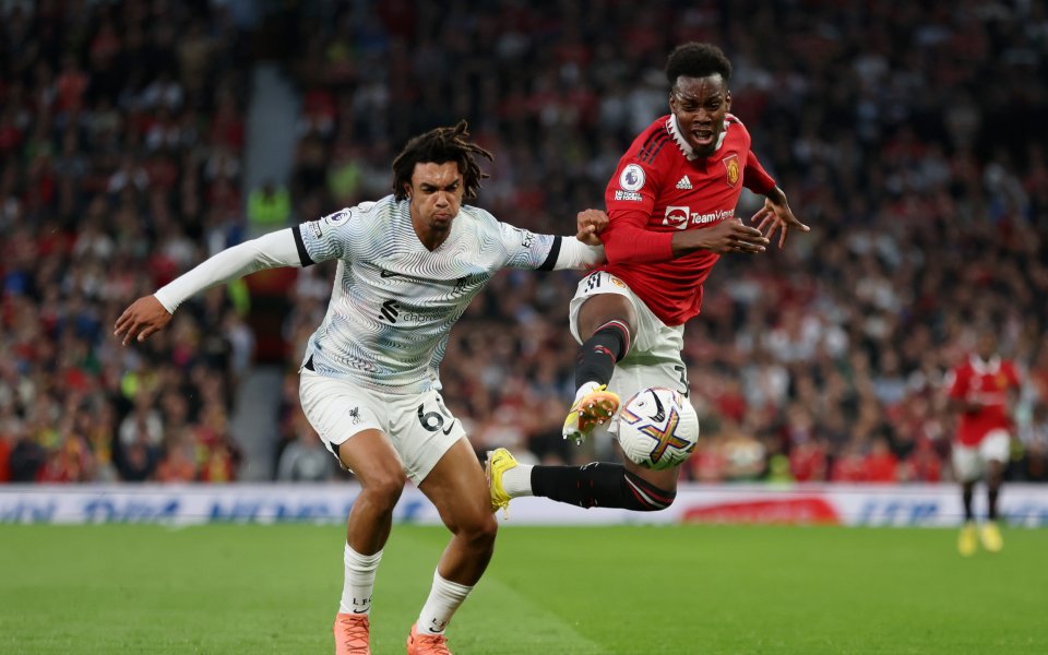 Отборите на Ливърпул и Манчестър Юнайтед се изправят един срещу