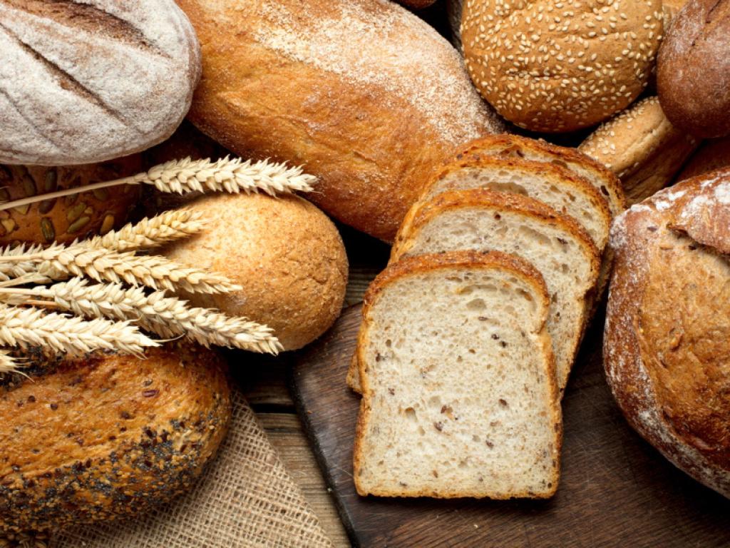 Дори диетолозите вече не препоръчват пълно премахване на хляба от