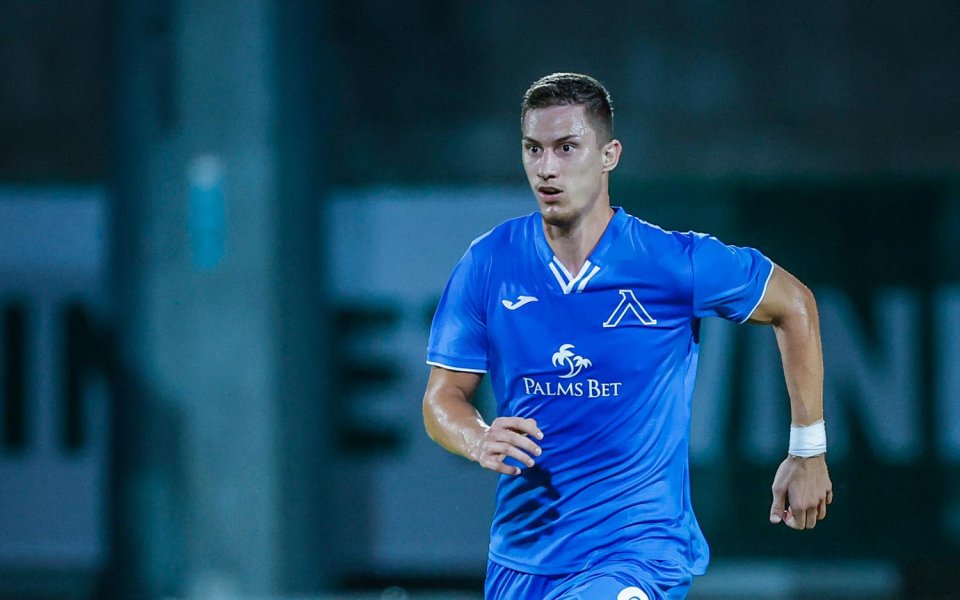 Футболистът на Левски - Андриан Краев, спечели приза а Играч