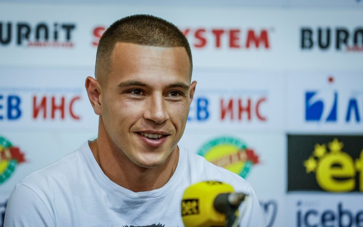 Димитър Костадинов дебютира за Кротоне