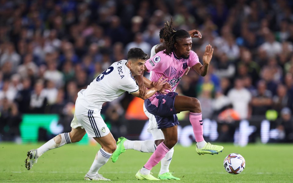 Лийдс и Евертън завършиха наравно 1:1 в мач от петия