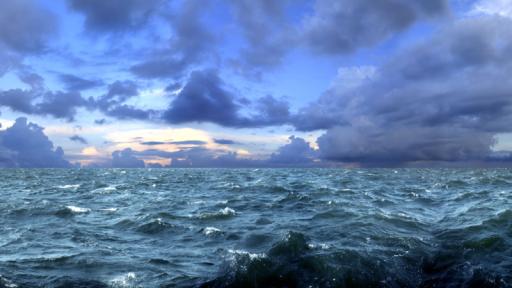 Кораб с трима души на борда изчезна в морето край Маслен нос