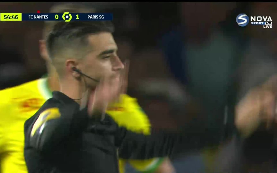 Отборът на Пари Сен Жермен вече води с 2:0 на