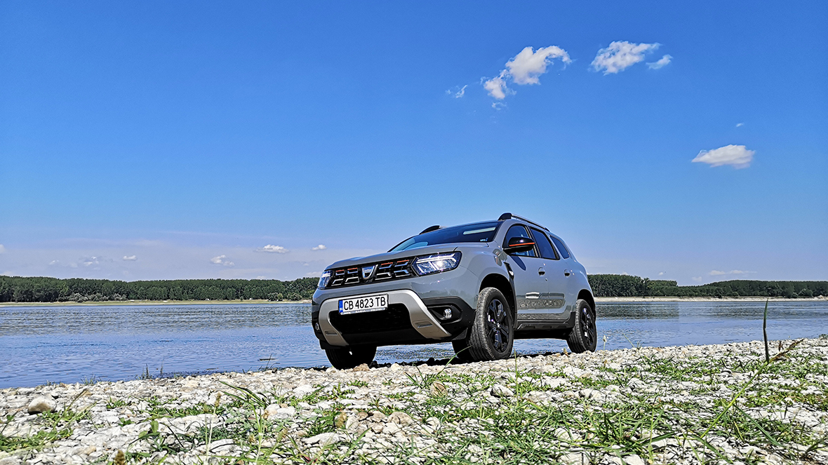 Dacia Duster е газово зависим, но това е чудесна новина (тест драйв)