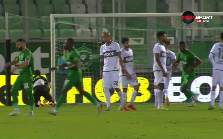 Делев препарира Дебърлиев от свободен удар – 4:0 за Лудогорец