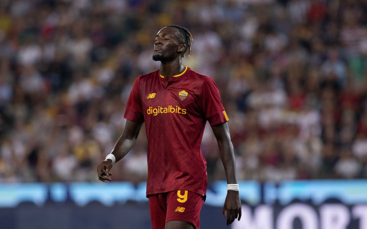 Рома тръгна за България без Ейбрахам и Карсдорп