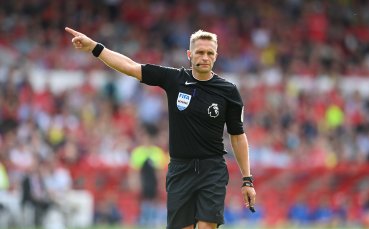 Англичанинът Крейг Поусън беше определен за главен съдия на мача