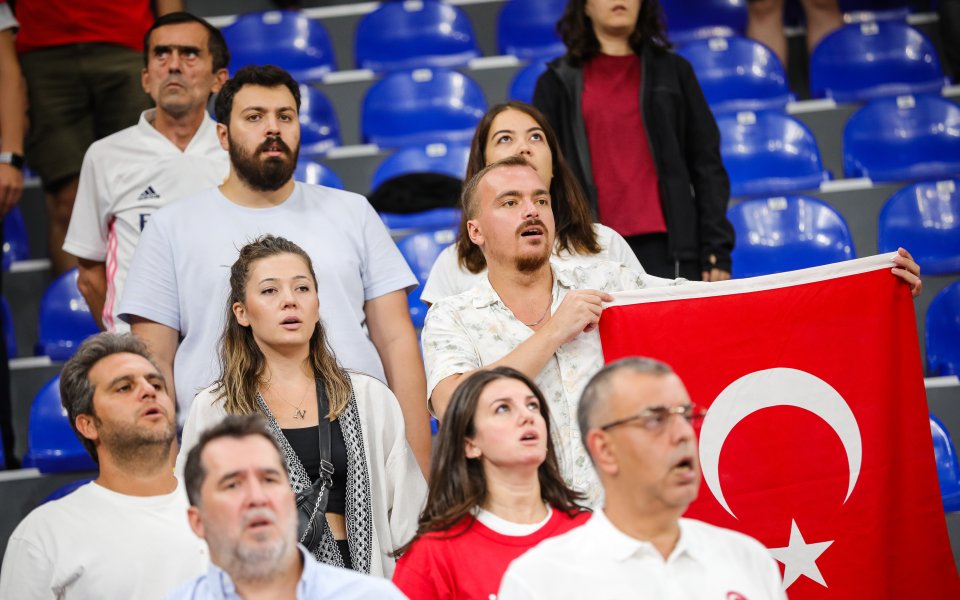 Хидает Тюркоглу: Решението на ФИБА е скандал за европейския баскетбол