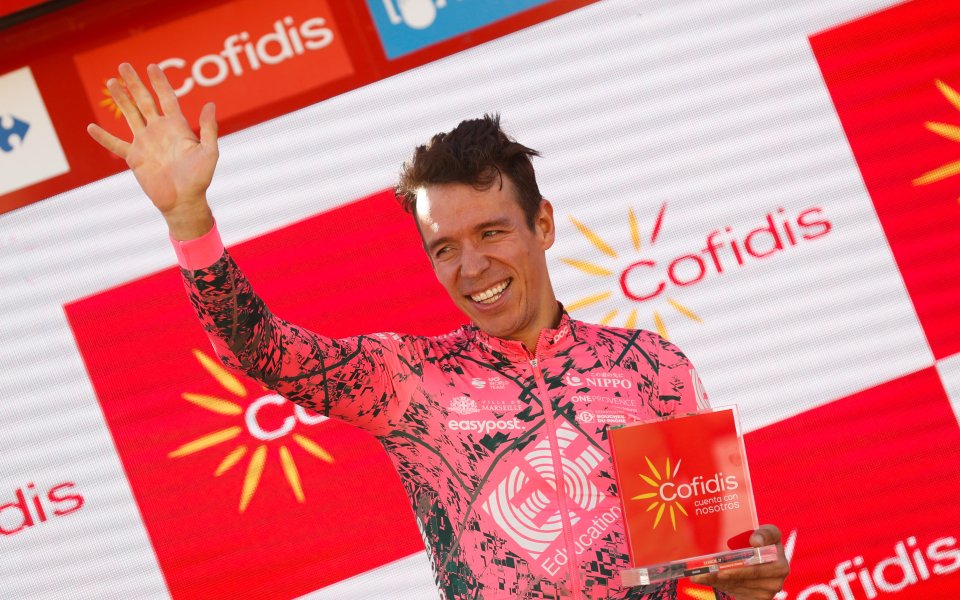 Ригоберто Уран спечели 17-ия етап от колоездачната обиколка на Испания.