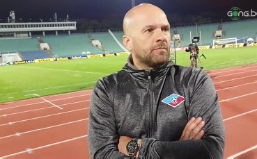 Старши треньорът на Септември – Славко Матич не остана никак