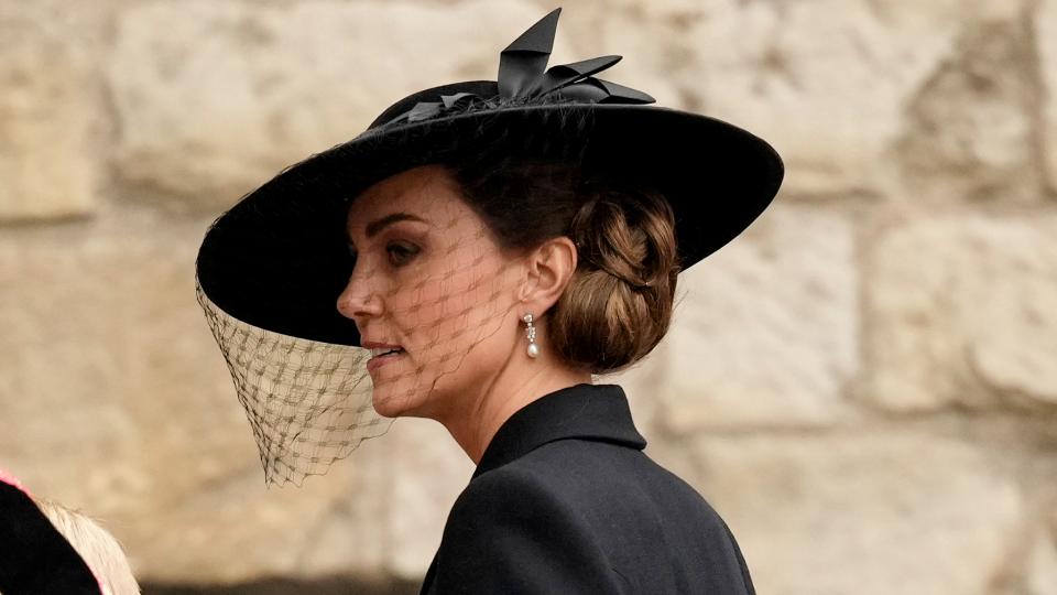 Новата принцеса на Уелс засвидетелства уважението си към Елизабет Втора