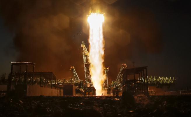 Американец излетя с руска ракета към МКС