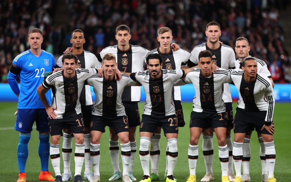 В Германия са силно притеснени от показаното от националния отбор срещу Англия