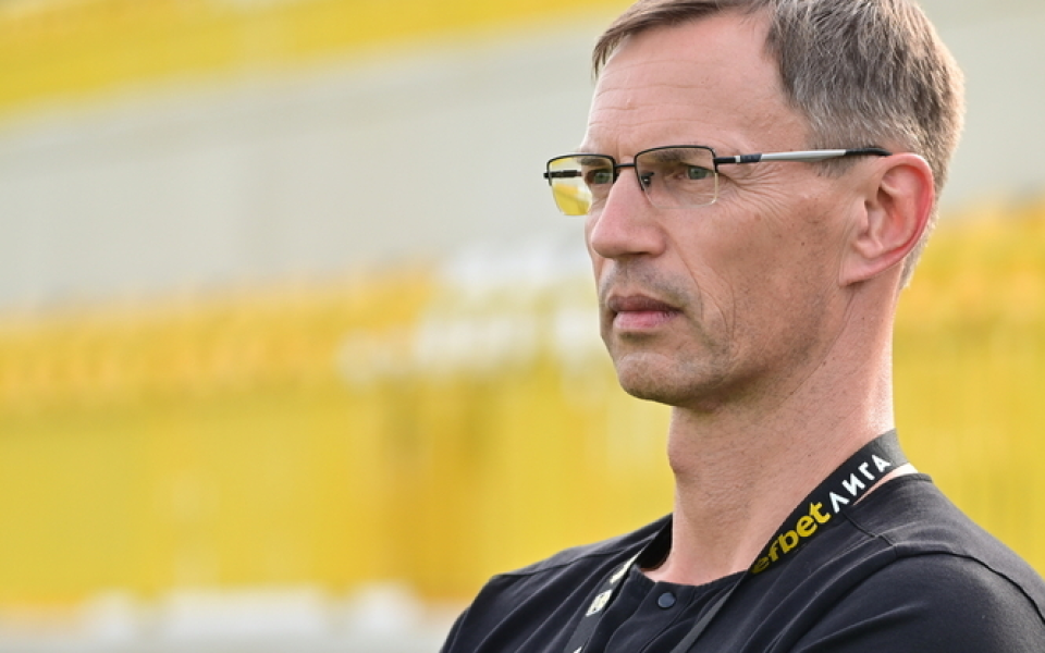 Изпълнителният директор на Ботев Пловдив Герман Чистяков заяви, че липсата