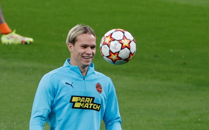 Нюкасъл също се интересува от 