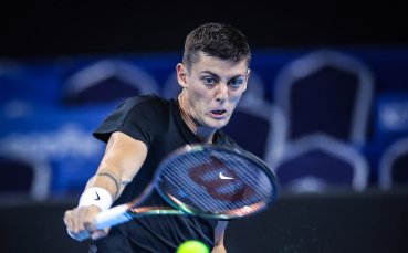 Обявиха кога е мачът между Алекс Лазаров и Бублик в Дубай
