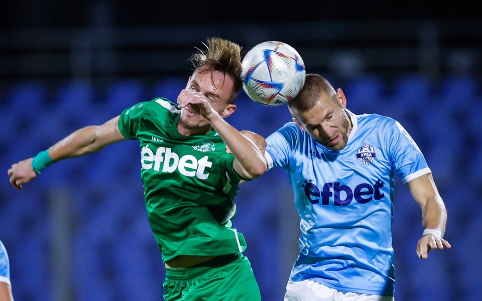 Арда и Хебър играят при резултат 1:0 в първи мач