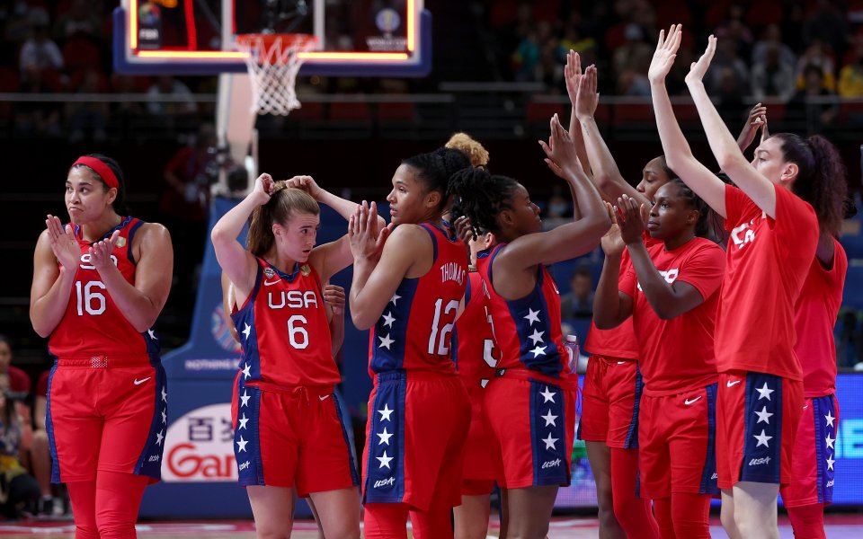 САЩ разби Канада и стигна финала на СП по баскетбол за жени