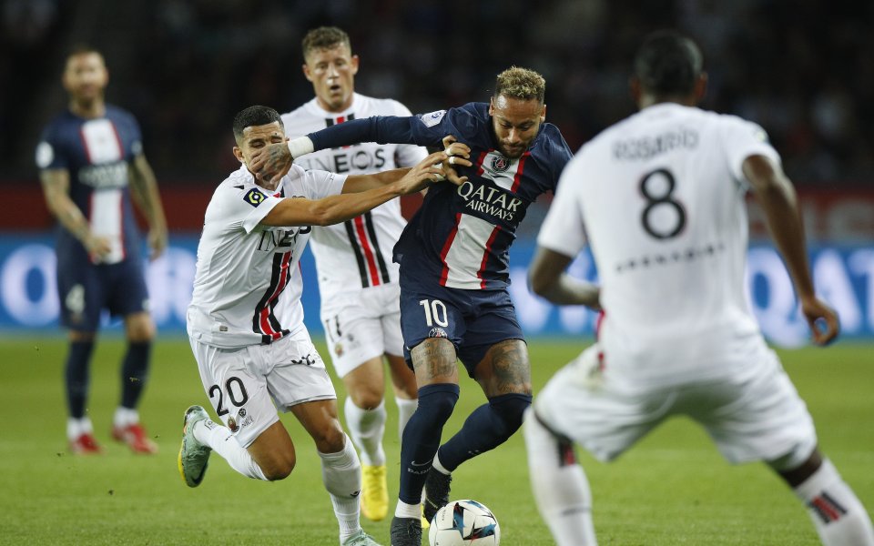 Отборите на ПСЖ и Ница играят при резултат 1:1 в мач от