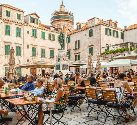 Балканските страни имат дълга история и в много отношения се