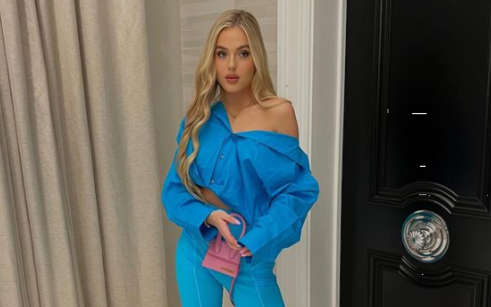 Чаровната Лили от година изкарва сама парите си, след като