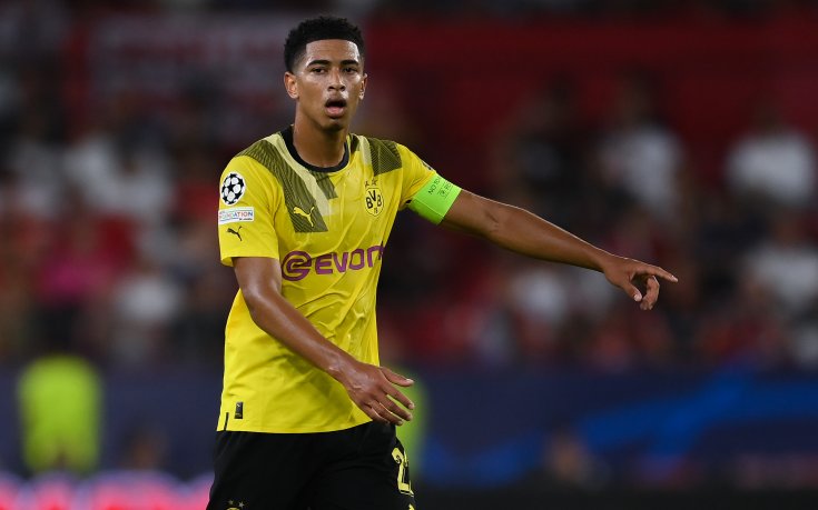 Манчестър Юнайтед на кръстопът: Ще избира между Белингам и Де Йонг