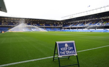 Евертън и Манчестър Юнайтед излизат един срещу друг в дуел