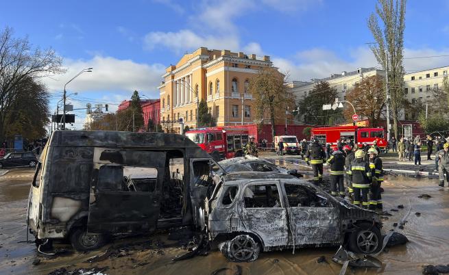 Взривове разтърсиха Киев, има загинали и ранени