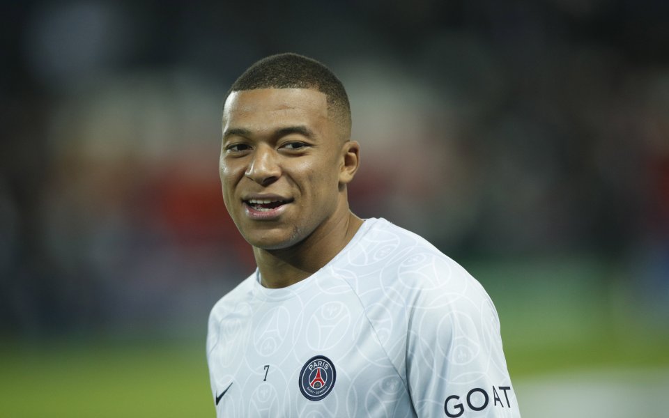 Отборите на Аячо и Пари Сен Жермен играят при резултат