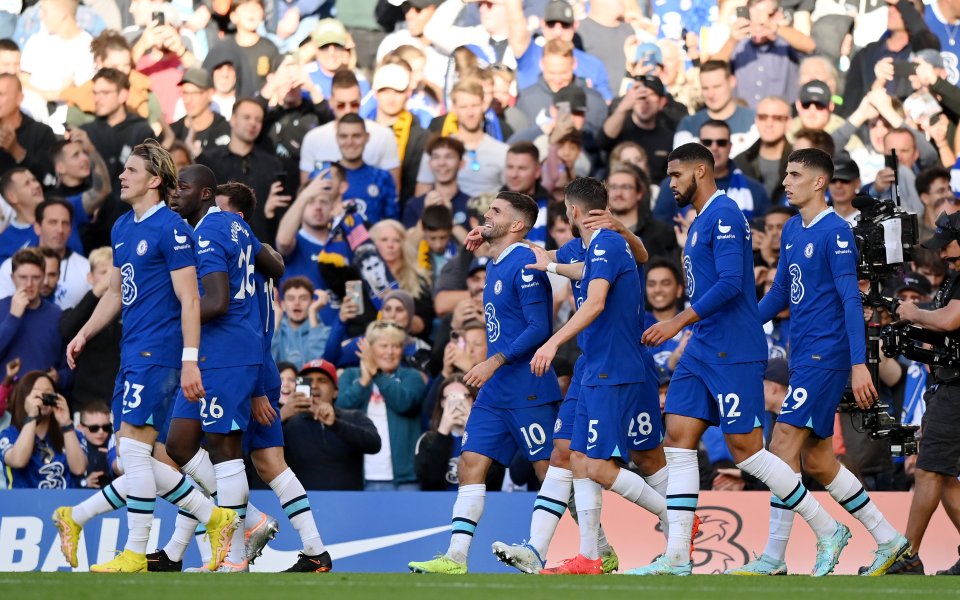 В отбора на Челси конкуренцията е голяма. Редица издания твърдяха,