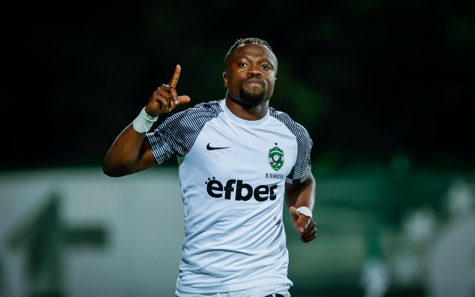 Отборите на Берое и Лудогорец играят при резултат 0:3 в мач